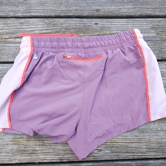 Fabletics Shorts M - Picture 2 of 4